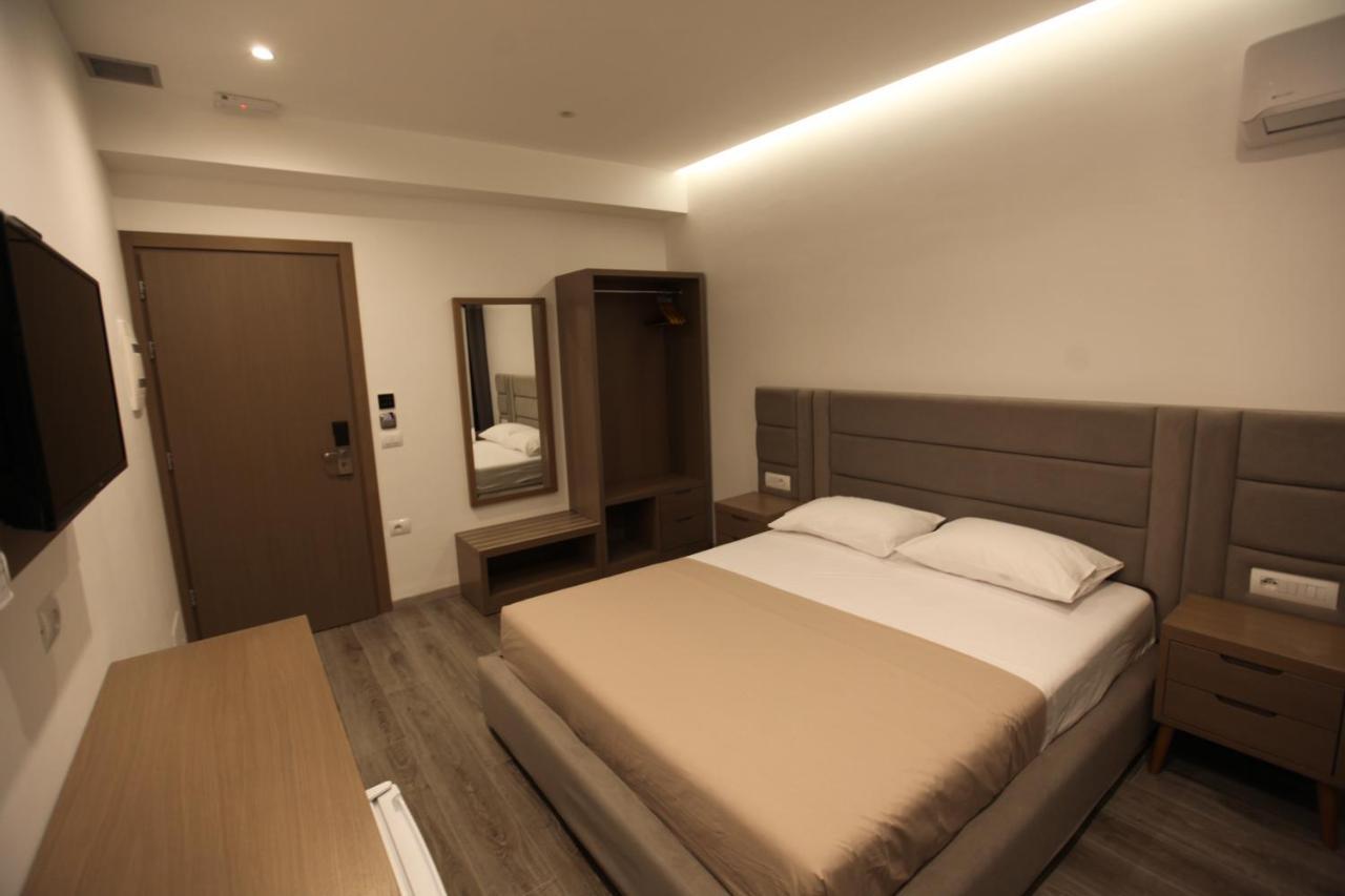 Hotel Mare 2 Ksamil Kültér fotó